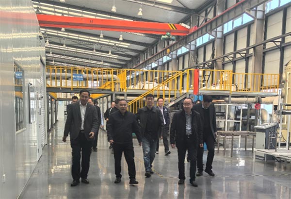 沈陽飛機設(shè)計研究所所長劉志敏來沈陽航空產(chǎn)業(yè)集團(tuán)調(diào)研